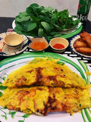 Hình ảnh 01 Bánh Tép + 01 Bánh Giá  