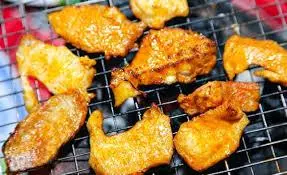 Hình ảnh vú heo nướng muối ớt 