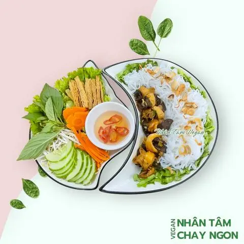 Hình ảnh Bún nấm xiên sốt sả thuần chay