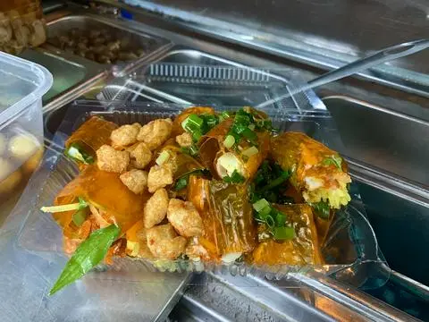 Hình ảnh Bánh Tráng Cuốn Tóp Mỡ