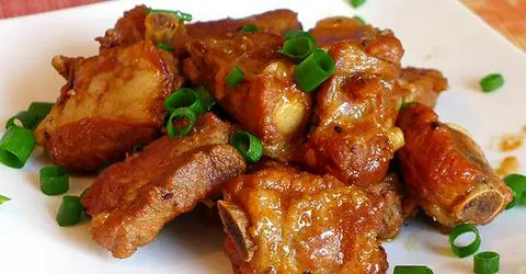 Hình ảnh Cơm sườn non ram mặn