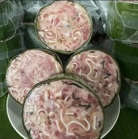 Hình ảnh 1 kg Giò Thủ Ngon chuẩn vị Bắc( tặng kèm đồ chua dưa leo muối tiêu )