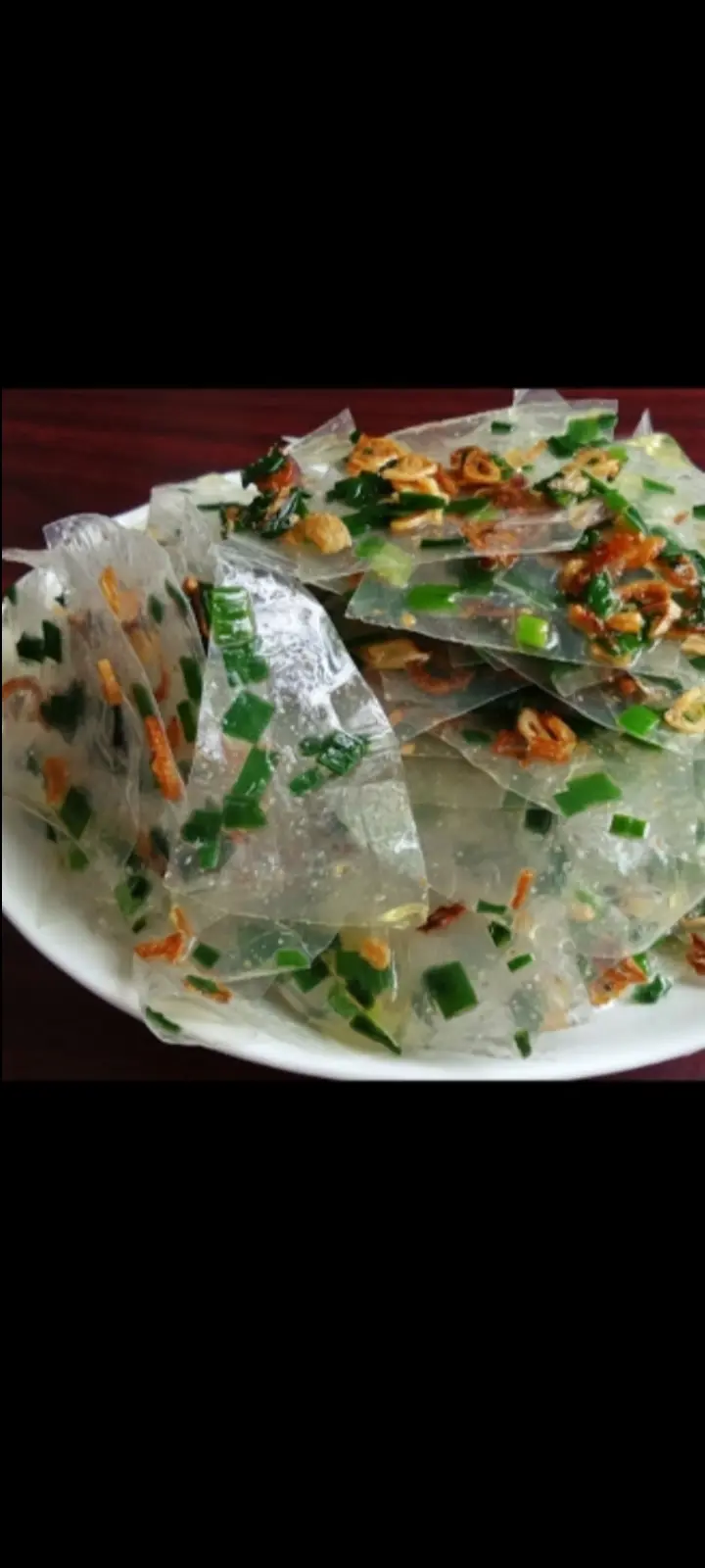 Hình ảnh bánh tráng trộn sa tế mỡ hành ( bánh sợi mỏng)