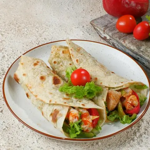 Hình ảnh Burrito gà sốt