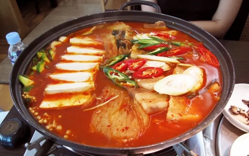 Hình ảnh NƯỚC DÙNG MÌ CAY