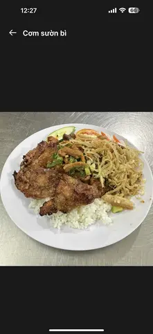 Hình ảnh Cơm sườn bì