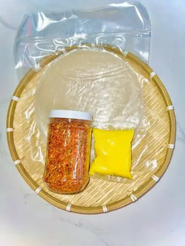 Hình ảnh (Tặng100gr bơ) Combo bánh tráng phơi sương muối hành phi