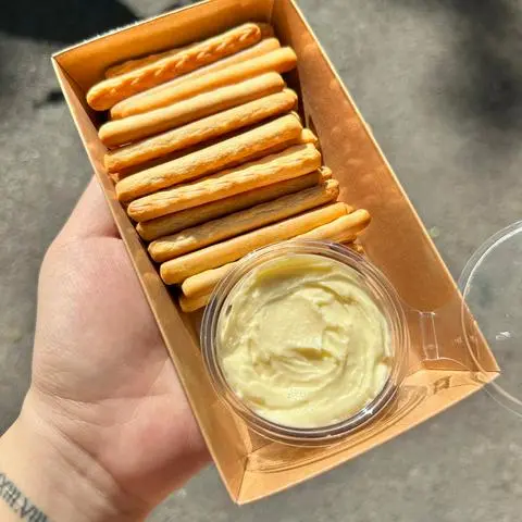 Hình ảnh Bánh Que Chấm Sốt Custard(Su kem)