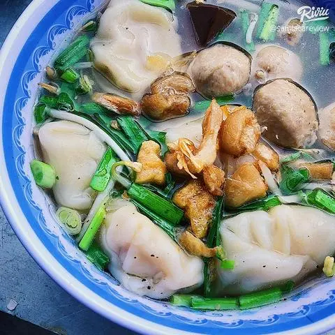 Hình ảnh hoành thánh bò viên