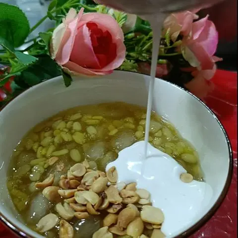 Hình ảnh chè bưởi mix flan 