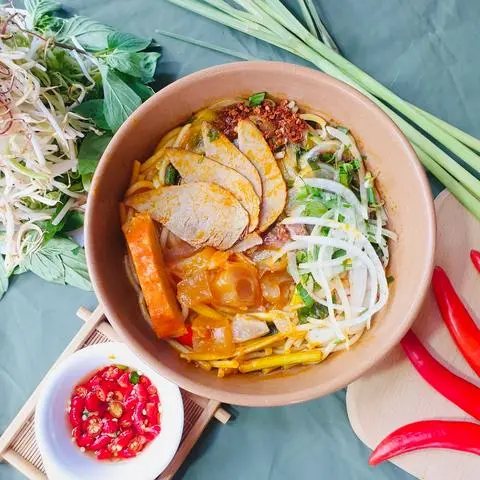 Hình ảnh Bún bò nạm - gân - chả