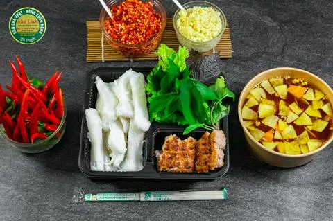 Hình ảnh Bún Chả Quạt ( Bún lá)