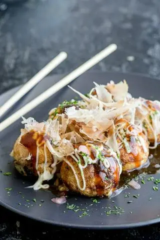 Hình ảnh TAKOYAKI Bạch tuột 10 viên