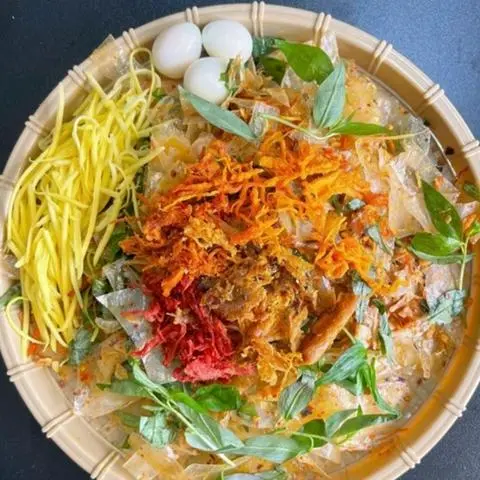 Hình ảnh Bánh tráng trộn full topping SIÊU CAY