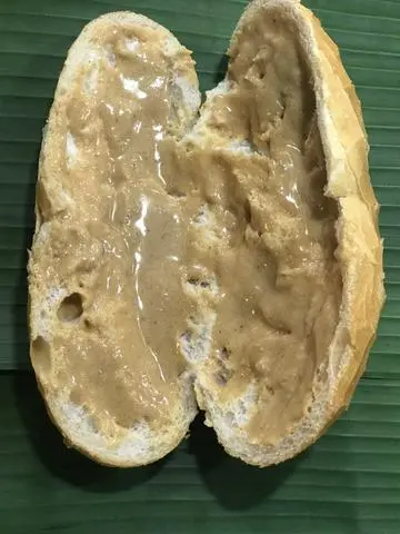 Hình ảnh Bánh Mì Bơ Đậu Phộng