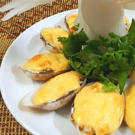 Hình ảnh Sò lông nướng phô mai