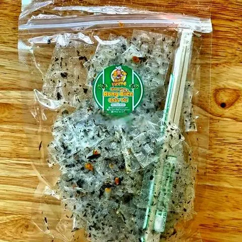 Hình ảnh Bánh tráng rong biển cháy tỏi