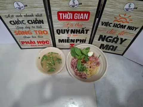 Hình ảnh hủ tiếu + mì tươi bò tái khô