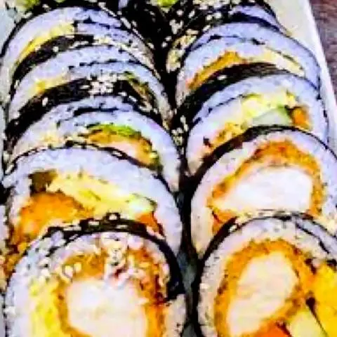 Hình ảnh Kimbap gà truyền thống