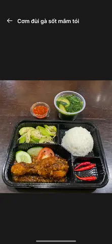 Hình ảnh Cơm đùi gà sốt mắm tỏi