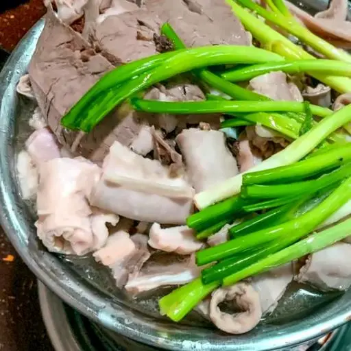 Hình ảnh Tô lòng trần size vừa 400g