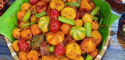 Hình ảnh cá viên chiên nước mắm 