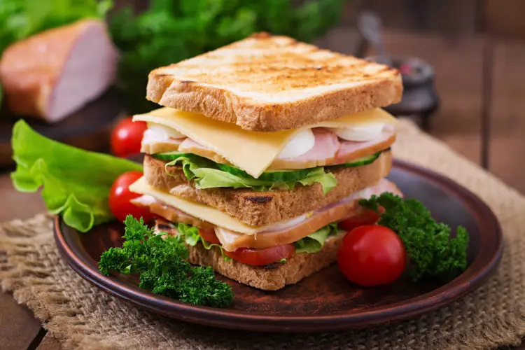 Hình ảnh Sandwich 2 trứng sốt mayonaise