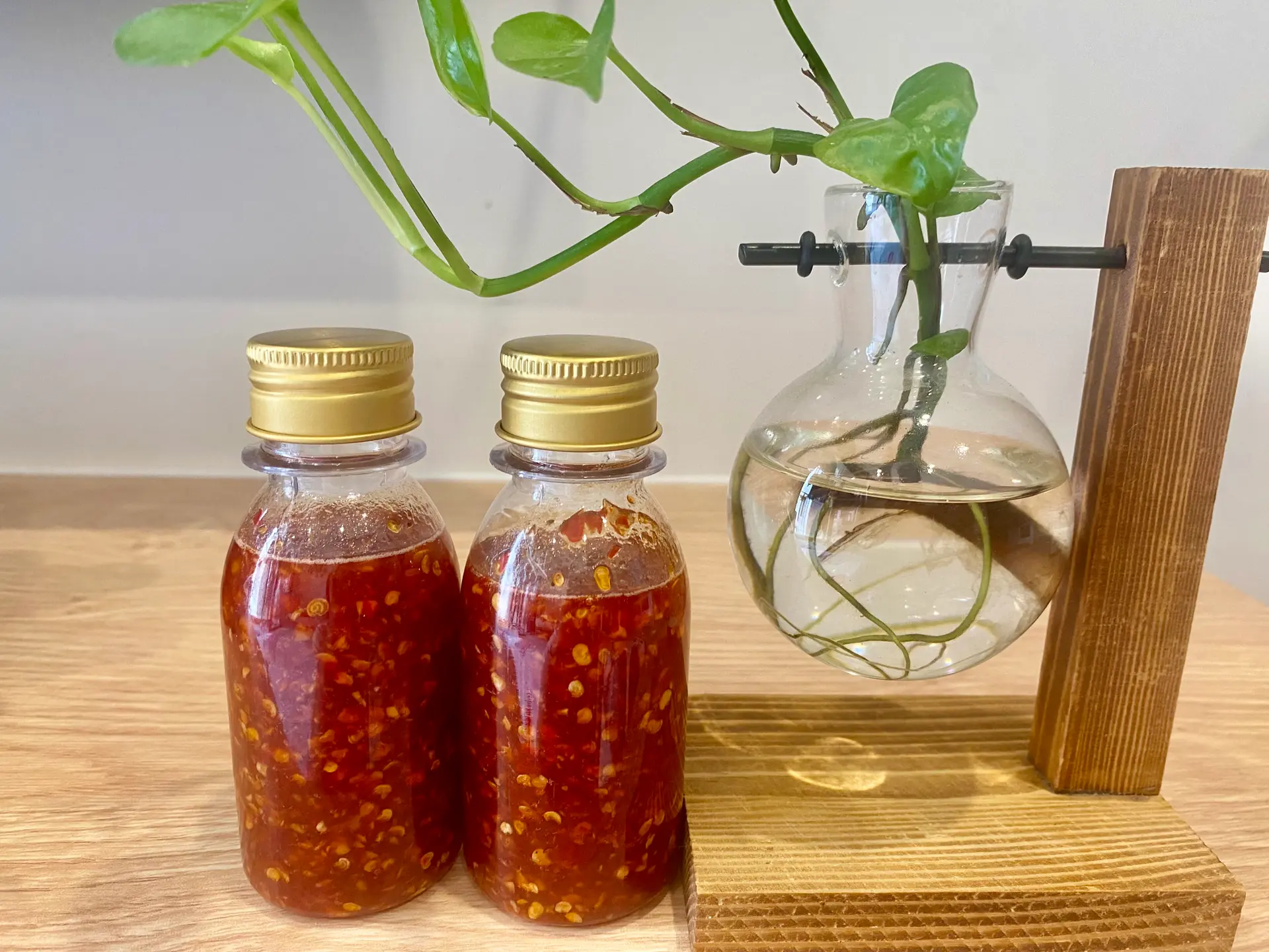 Hình ảnh Ớt đỏ rim mật ong