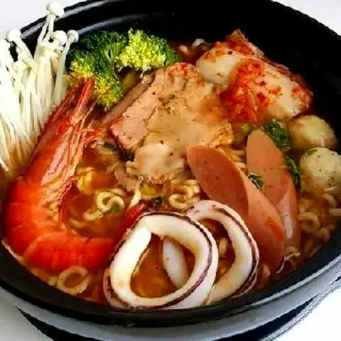 Hình ảnh Mì cay thập cẩm