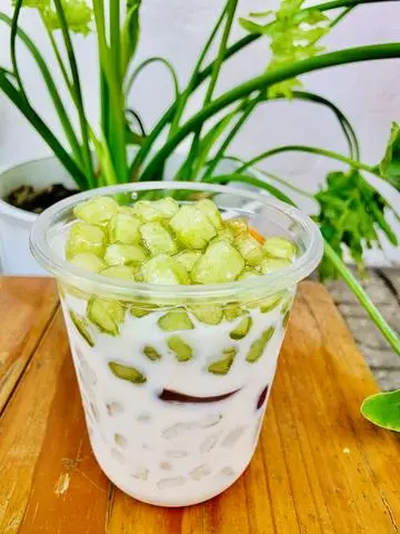 Hình ảnh Chè Củ Năng Hạt Đác Thập Cẩm