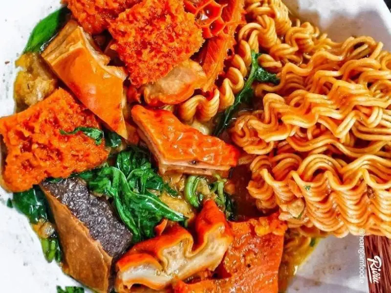 Hình ảnh Phá lấu mì gói