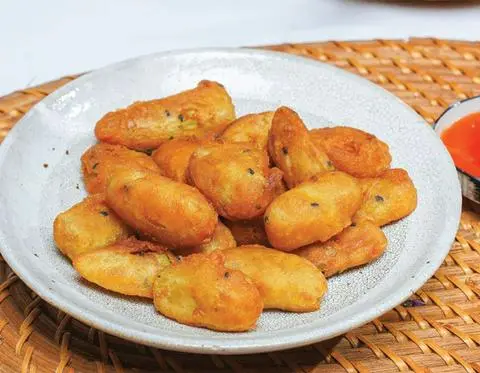 Hình ảnh Khoai Lang Kén Lắc Phomai