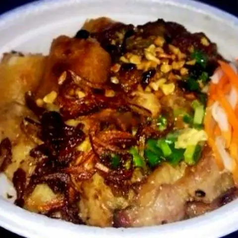 Hình ảnh Bún Thịt Nướng - Chả Giò