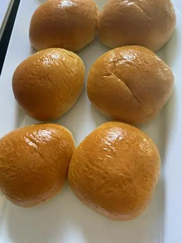 Hình ảnh bánh mì nhân ca dé