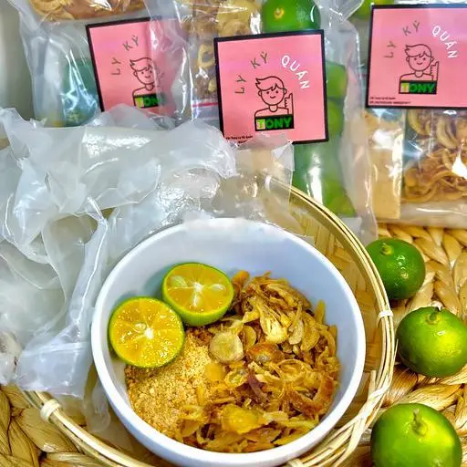 Hình ảnh Bánh tráng muối nhuyễn hành phi