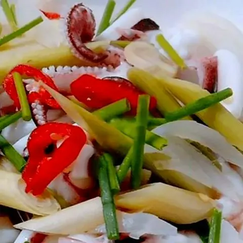 Hình ảnh Mực xào chua ngọt