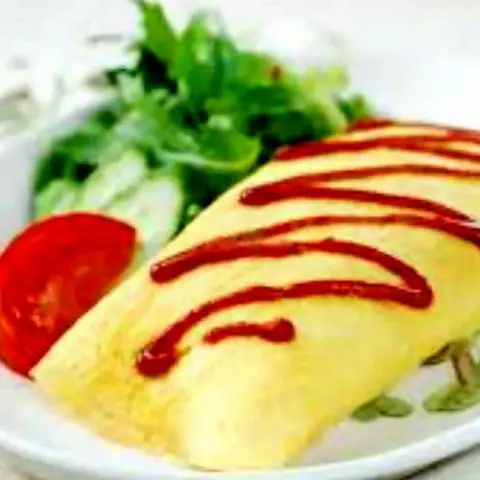 Hình ảnh Omurice hải sản