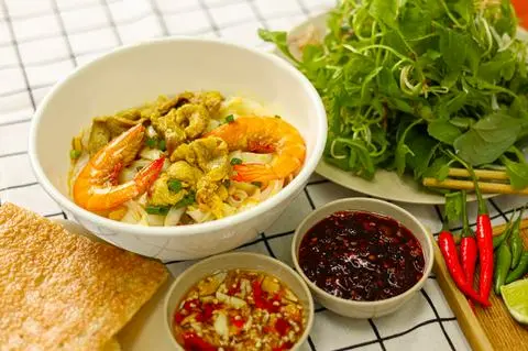 Hình ảnh Mì quảng tôm thịt