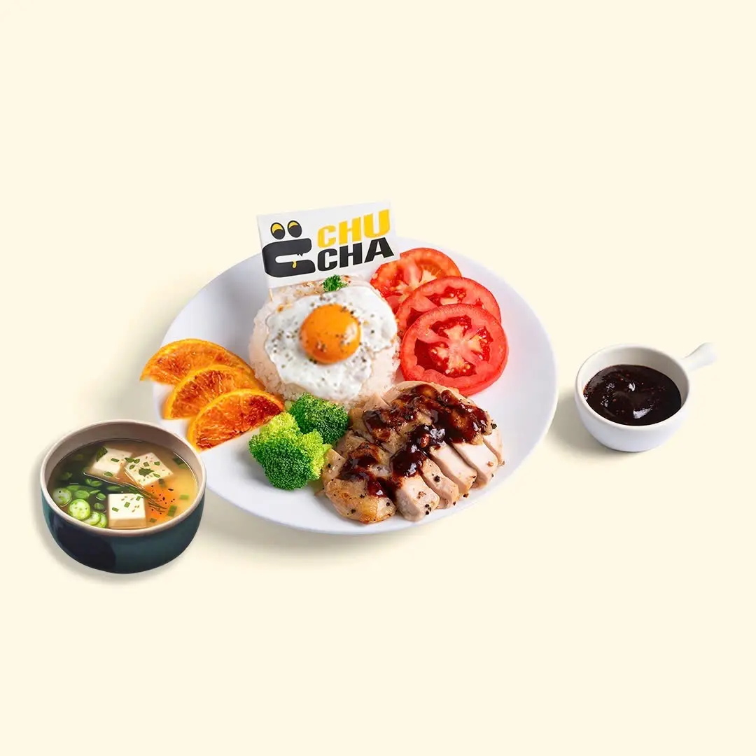 Hình ảnh CƠM ỨC GÀ ÁP CHẢO SỐT TIÊU CAM KÈM TRỨNG + SOUP MISO