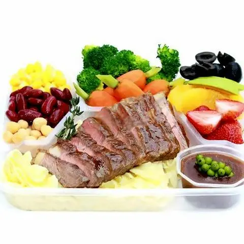 Hình ảnh Special 6 - Thăn ngoại bò Mỹ cao cấp - bông cải - Cà rốt - Các Loại đậu bắp -táo  - Thanh long - dâu Tươi