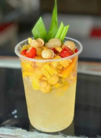 Hình ảnh Cocktail trái cây nhà làm