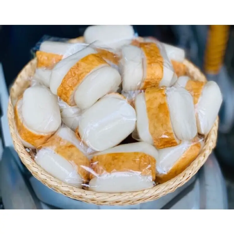 Hình ảnh Bánh dày kẹp chả chiên
