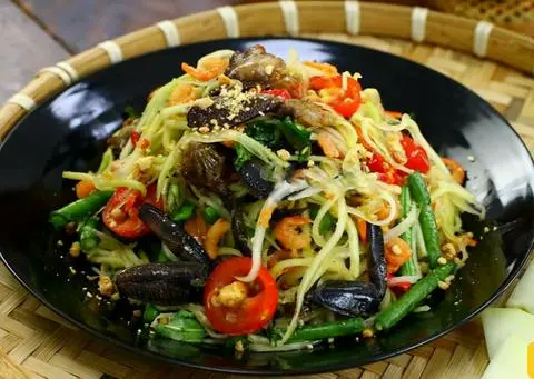 Hình ảnh Gỏi đu đủ ba khía