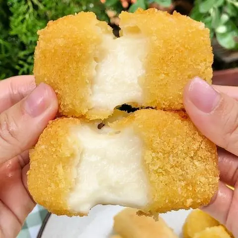 Hình ảnh Bánh sữa tươi chiên 