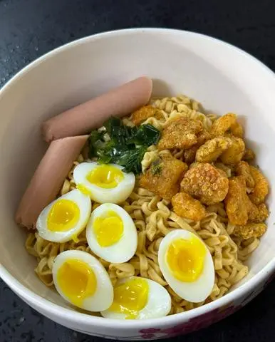 Hình ảnh Mỳ Trộn Tóp Mỡ