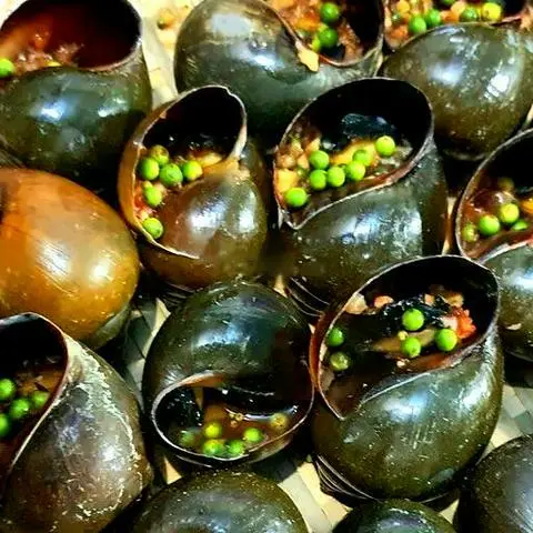 Hình ảnh Ốc Bươu Nướng Muối Tiêu