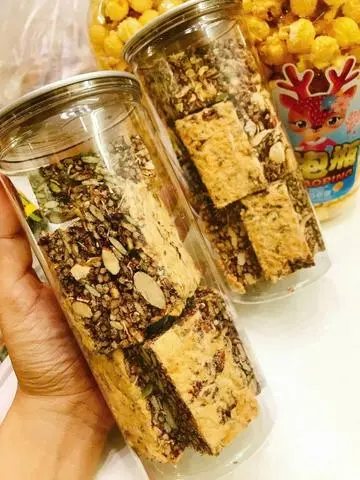 Hình ảnh  Thanh gạo lức hủ