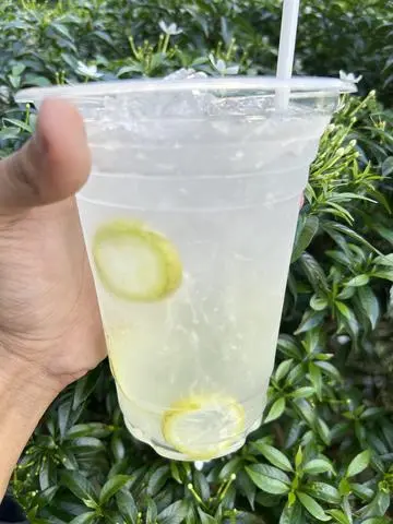 Hình ảnh Nước chanh siêu to 