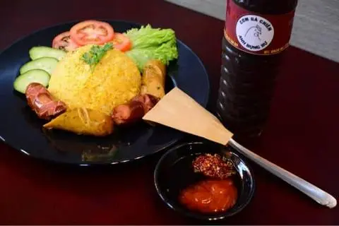 Hình ảnh Cơm Xúc Xích