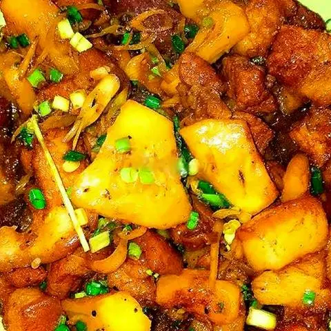 Hình ảnh Ba rọi kho thơm